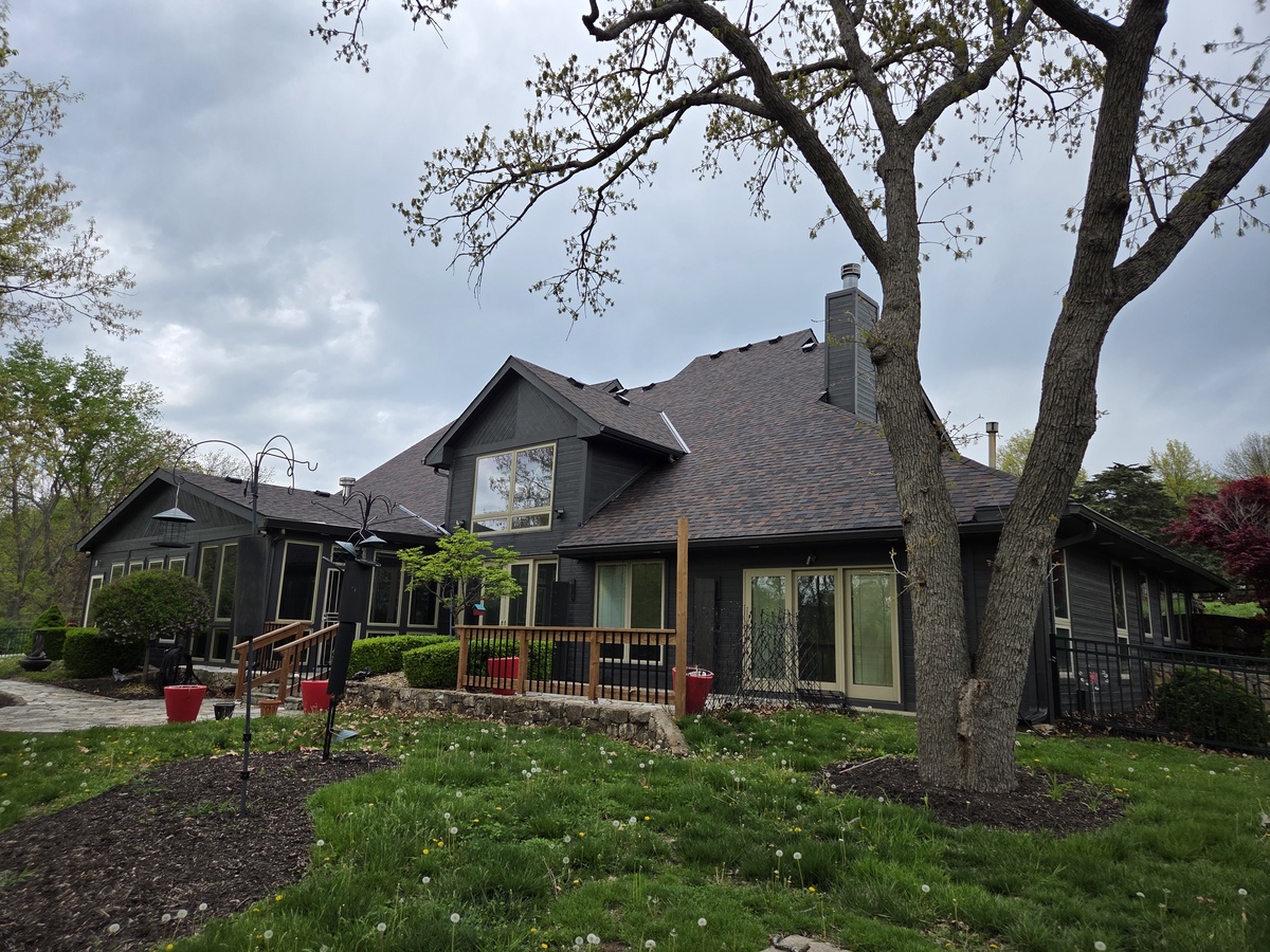 709 NW CEDAR CREEK LANE , LEES SUMMIT, MO, US