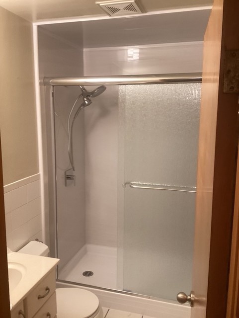 South Milwaukee, WI, 53172, US
