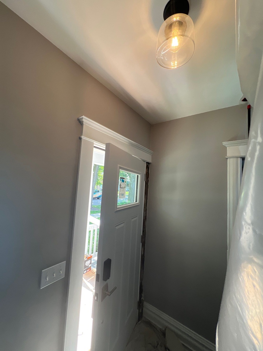 625 North Center Street , Naperville, IL, US