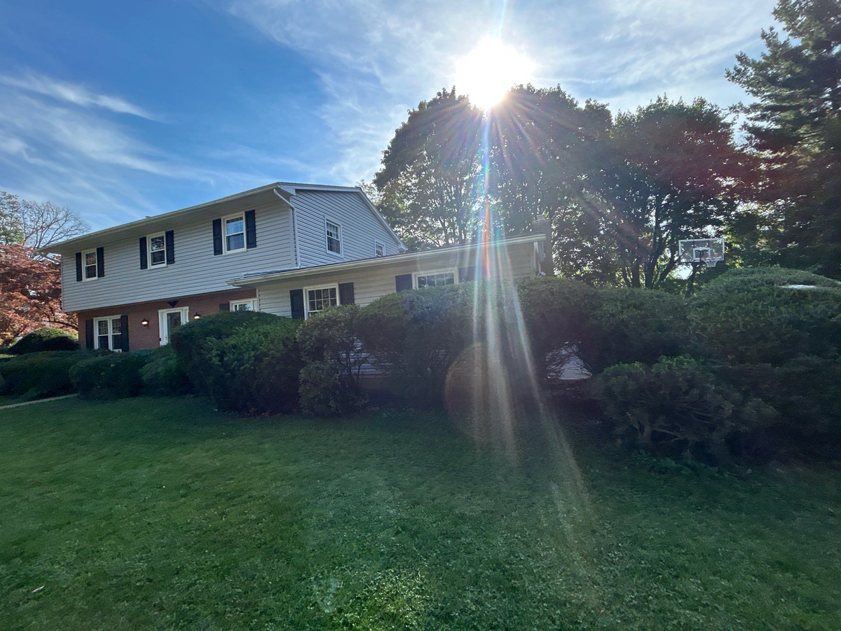 788 Redfern Ln , Bethlehem, PA, US