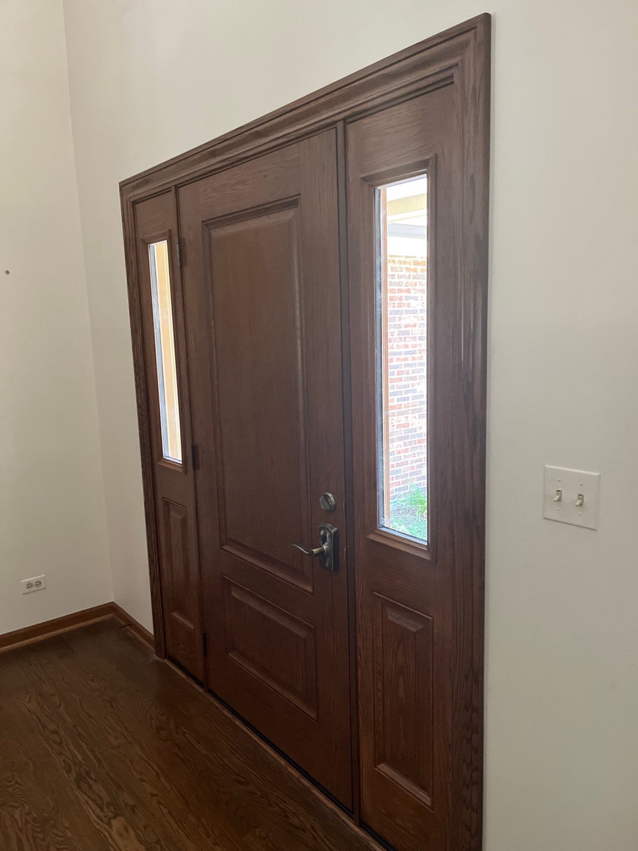21W752 Clifford Road , Glen Ellyn, IL, US