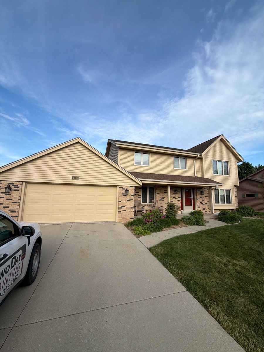 John & Dianne J. 5415 Sunshine Ln, Calendonia, WI