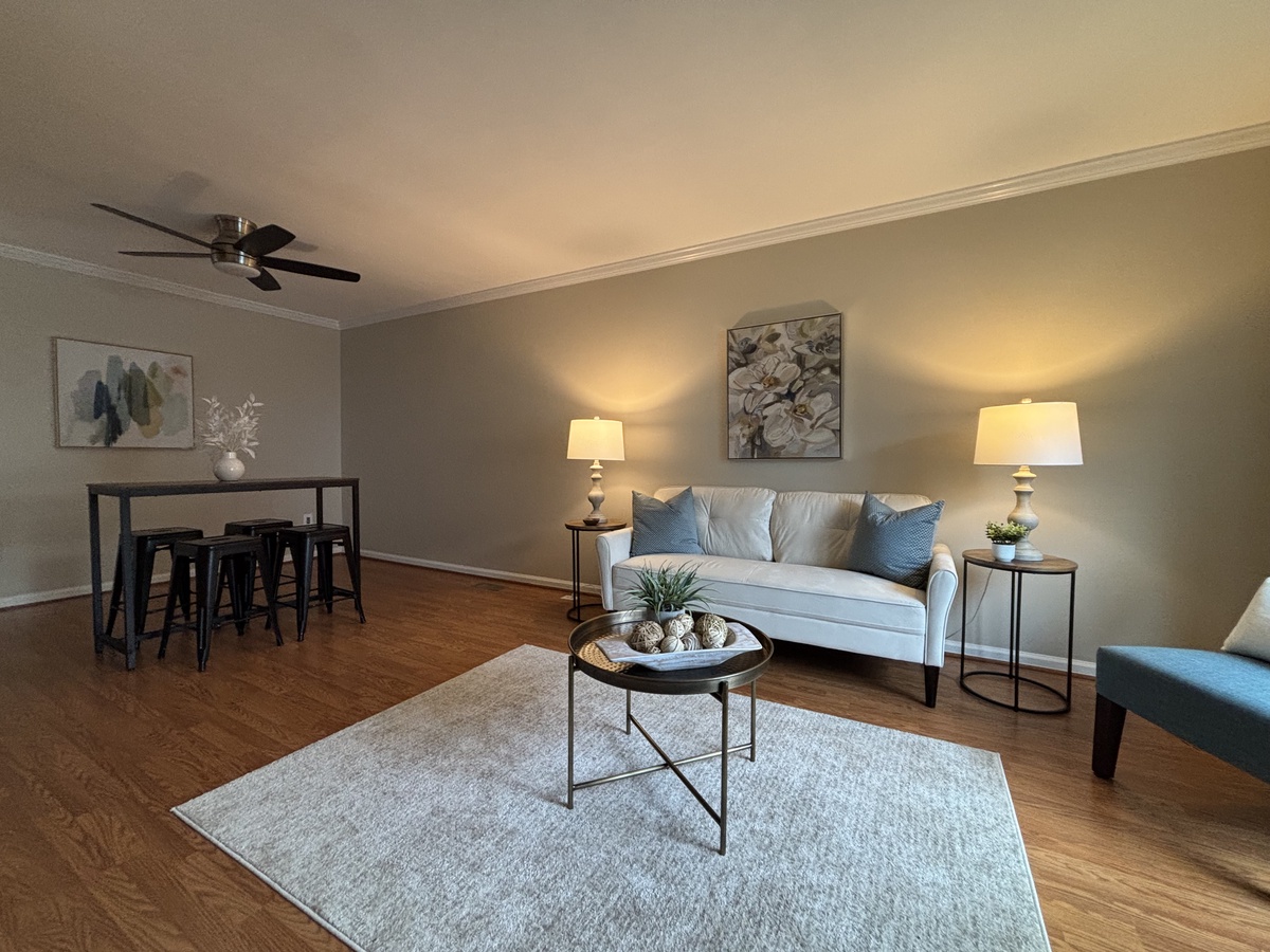 7663 Sherlock Court , Pasadena, MD, US
