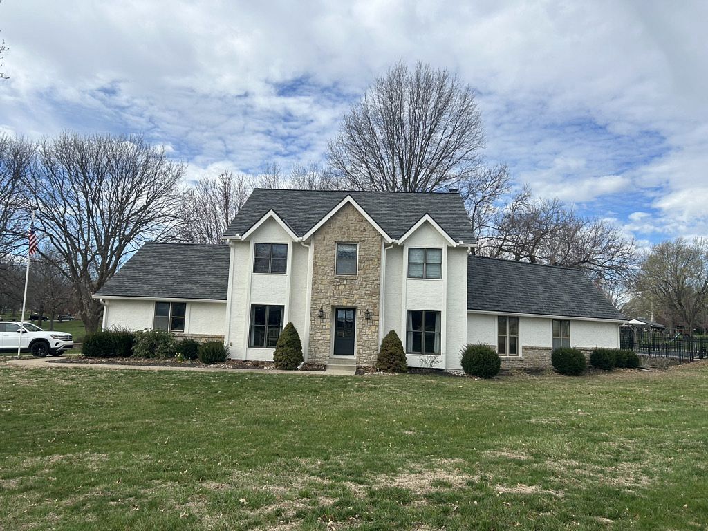15216 Monrovia Street , Overland Park, KS, US