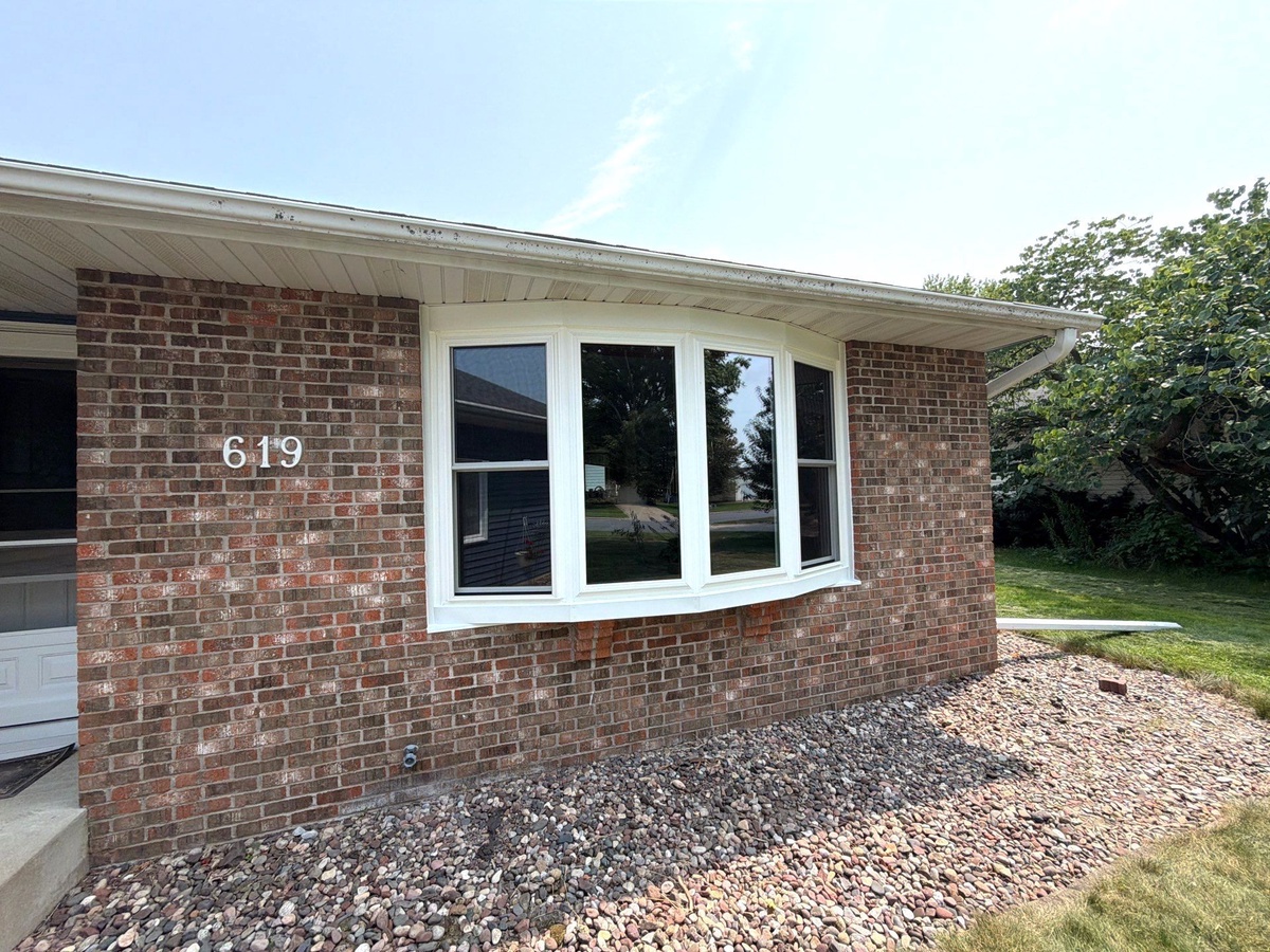 619 Lynn Drive , West Salem, WI, US