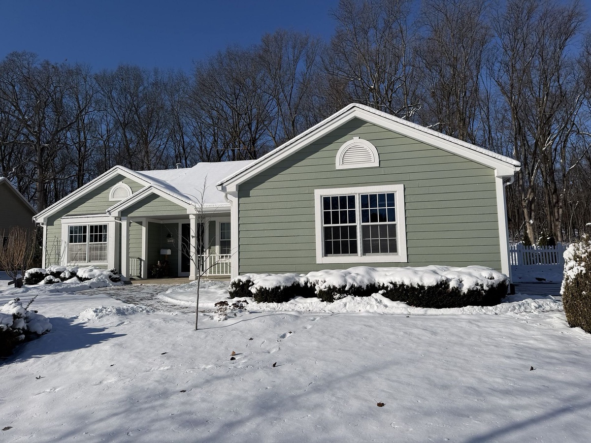 231 Westfield Way , Pewaukee, WI, US
