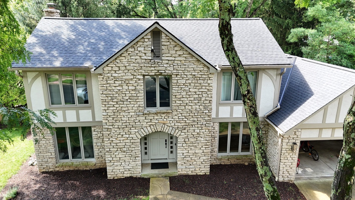 1009 Woodman Drive , Worthington, OH, US