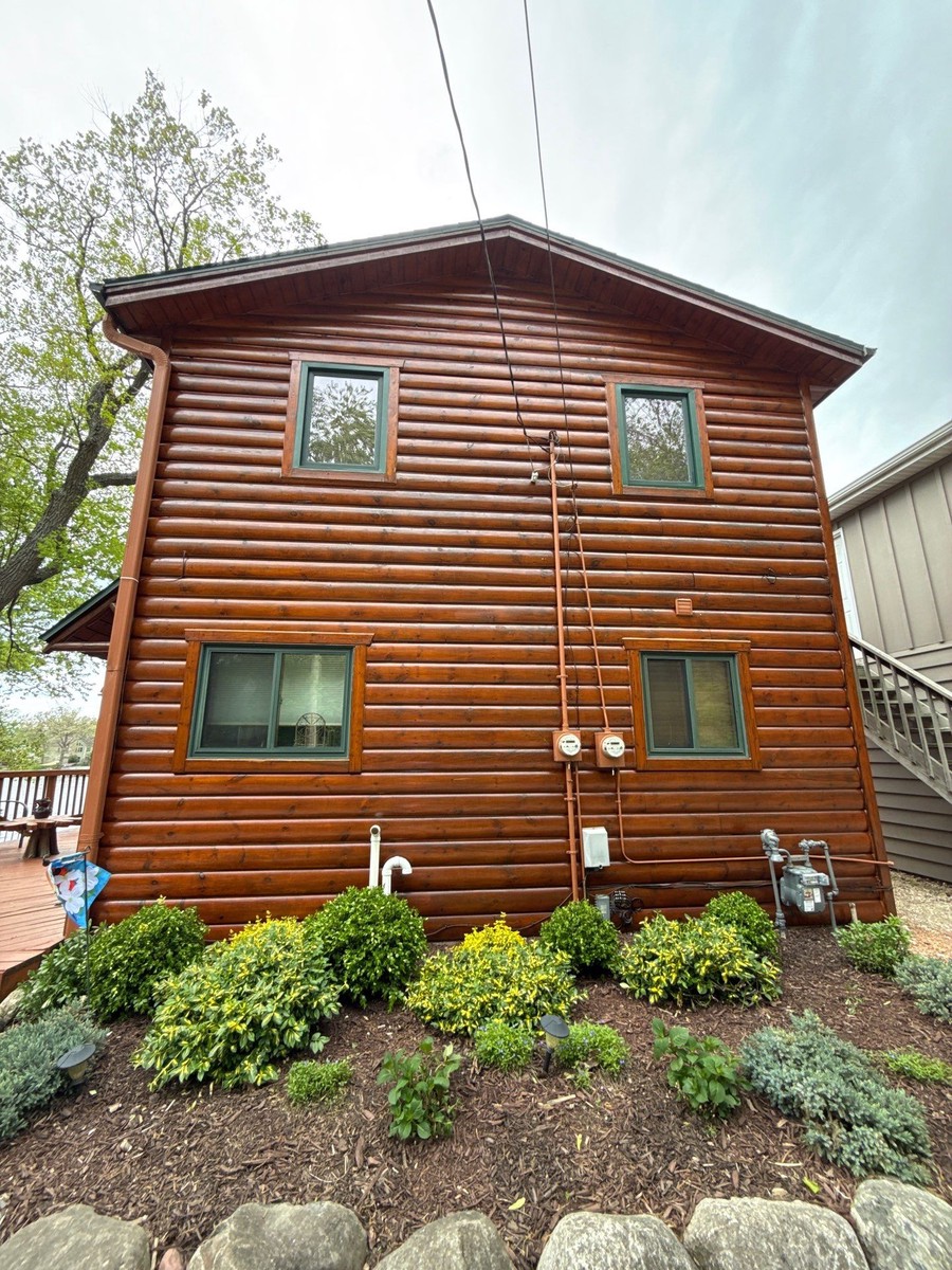 Peter T. 4226 North River Bay Road, Waterford, WI