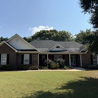7 Melrose Drive , Sharpsburg, GA, US