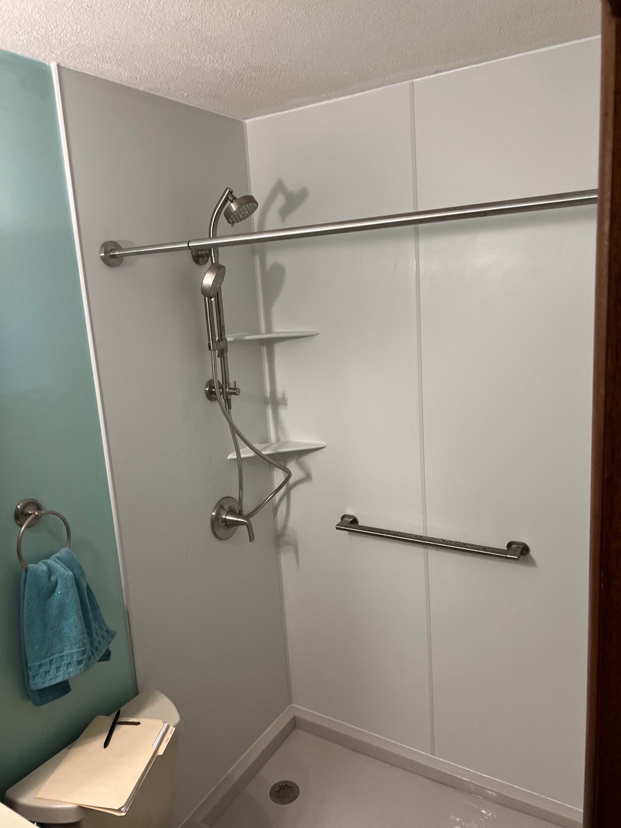 5014 46th Avenue Court , Moline, IL, US