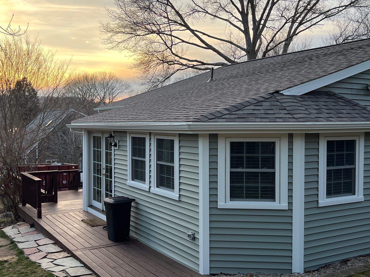 25 5th Ave , Narragansett, Rhode Island, US
