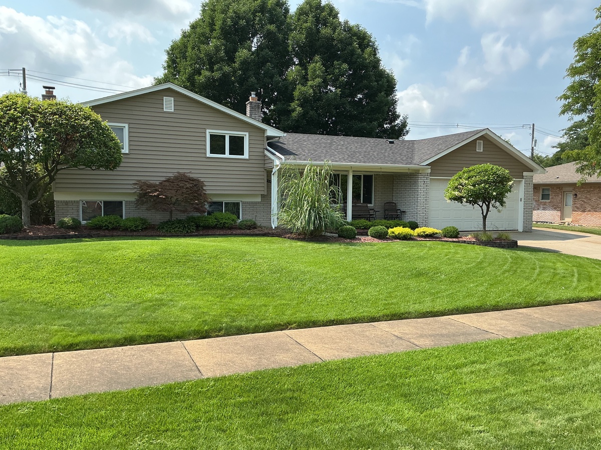 3162 Sandy Creek Drive , Shelby Township, MI, US