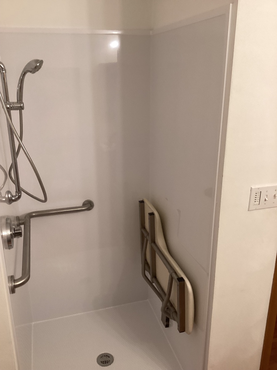 Waterloo, IL, 62298, US