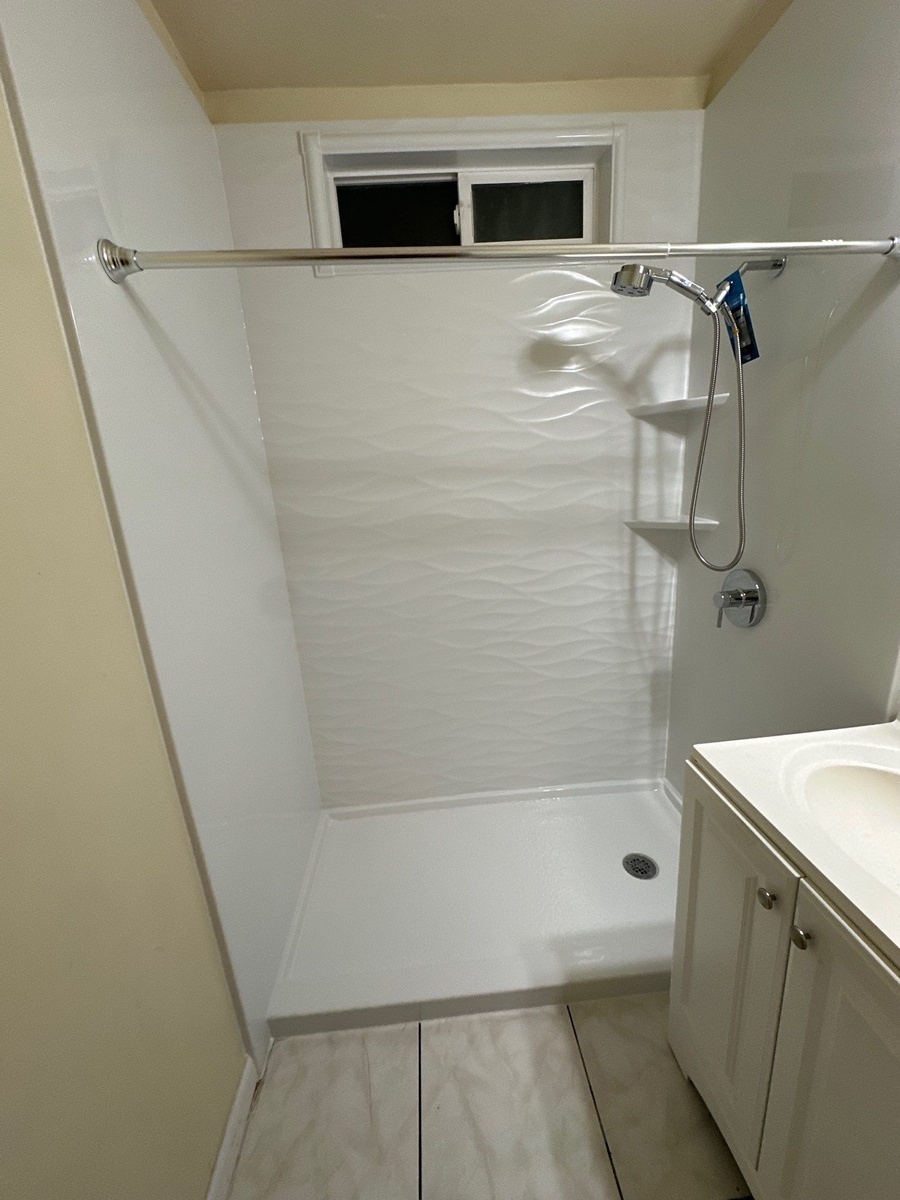 Santa Ana, CA, 92706, US