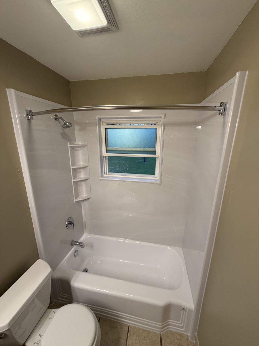 New Berlin, WI, 53146, US