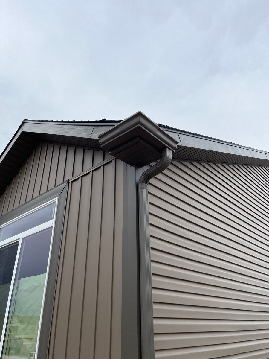 4303 East Hatch Hollow Lane , Idaho Falls, ID, US