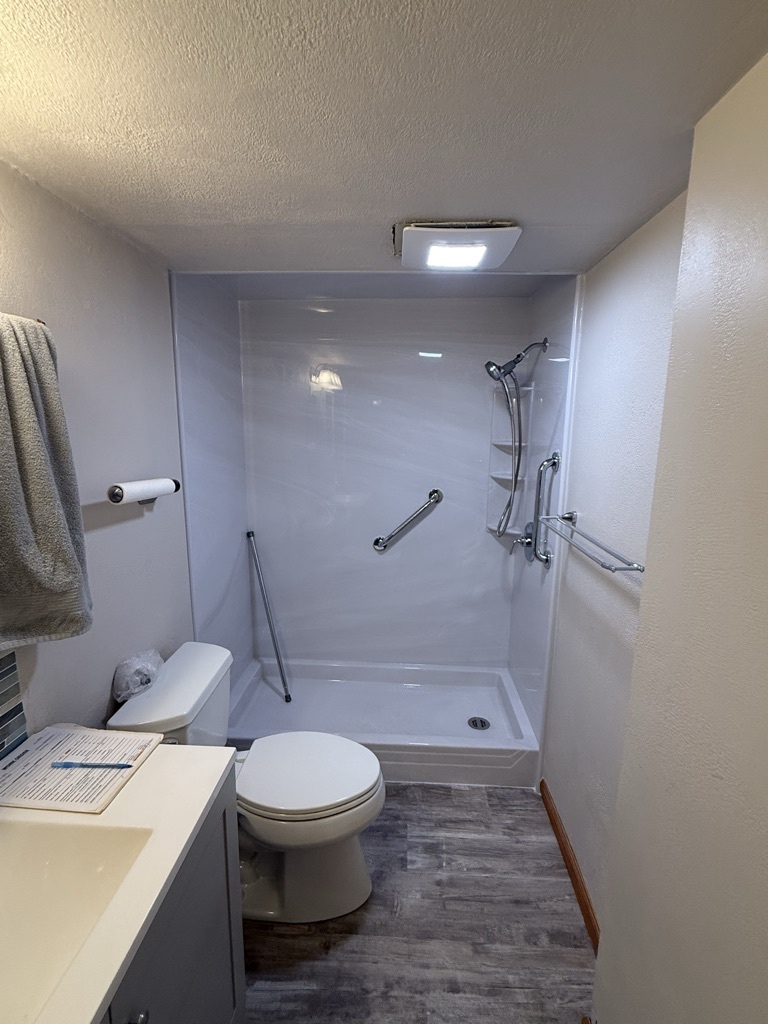 Arvada, CO, 80004, US