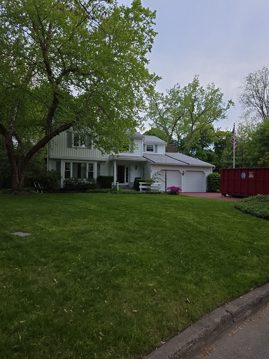 28 Kingston Circle , Lockport, NY, US