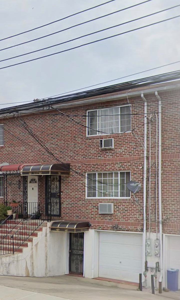 639 East 102nd Street , Brooklyn, NY, US