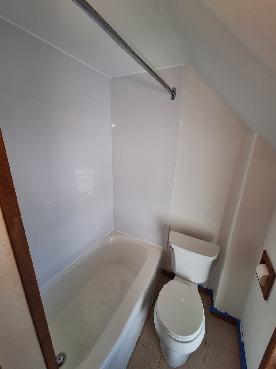 1 Cottage Court , Great Barrington, MA, US