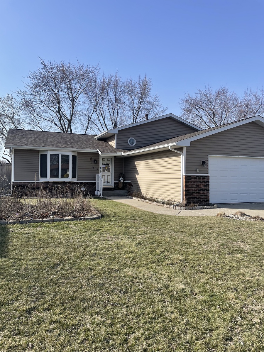 1605 West 99th Avenue , Crown Point, IN, US