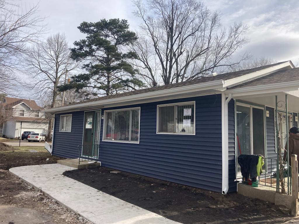 49 East Spring Avenue , South Elgin, IL, US