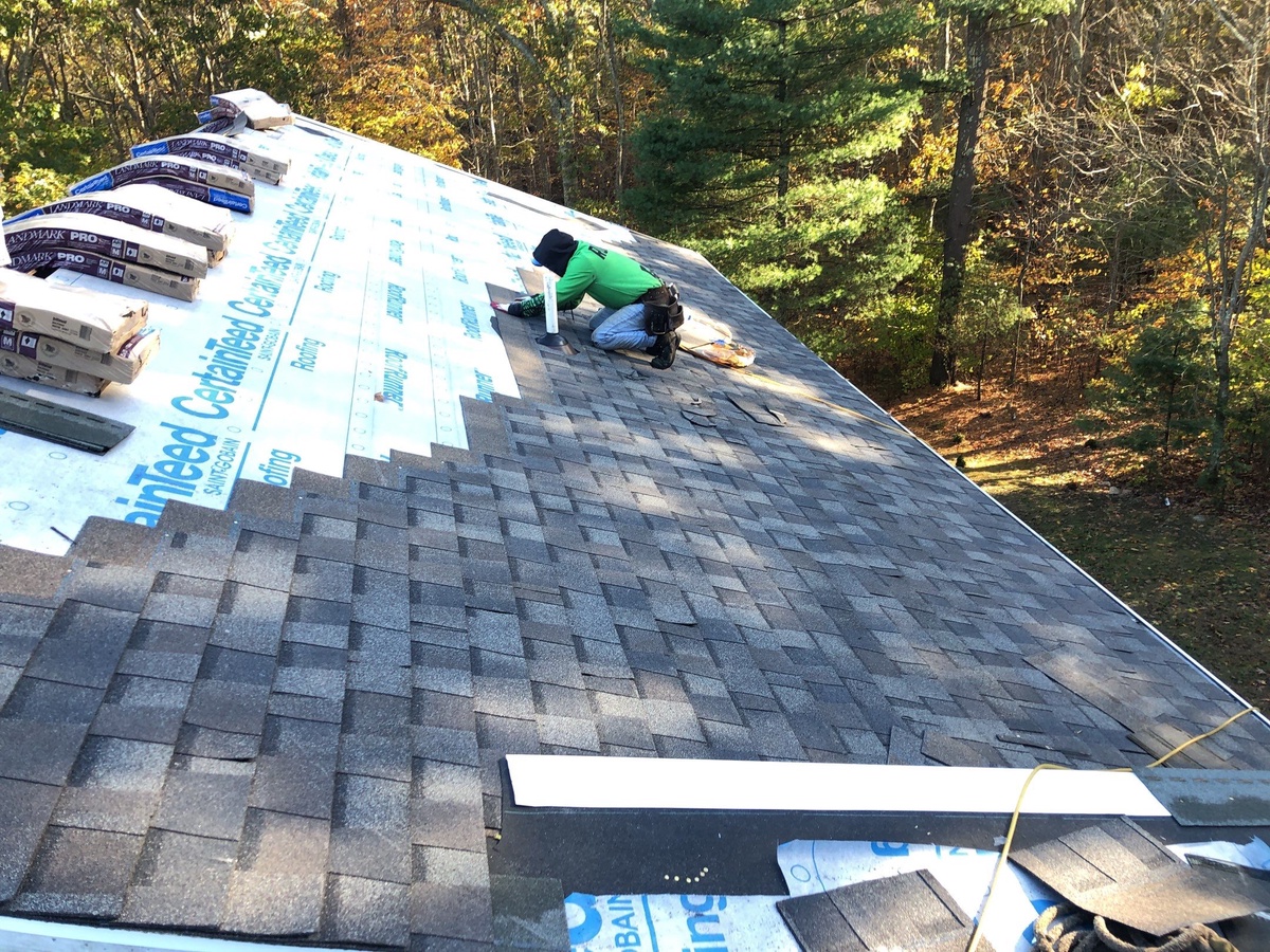 6 Cobblestone Hill Rd , Exeter, RI, US
