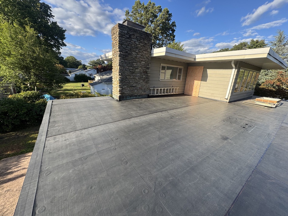 200 Country Club Lane , Brockton, MA, US