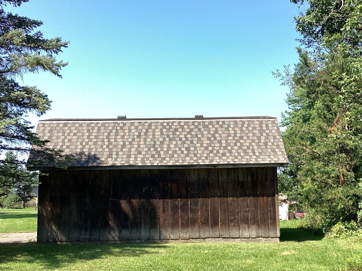 6279 Perry Road , Grand Blanc, MI, US