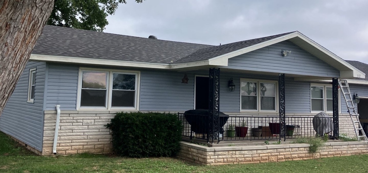 302 North Farm Road 97 , Springfield, MO, US