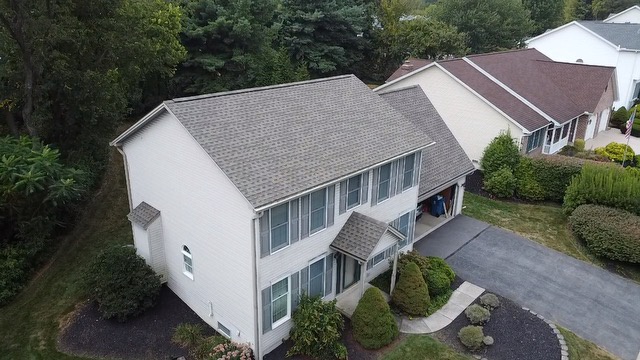 1 Wineberry Drive , Mechanicsburg, PA, US