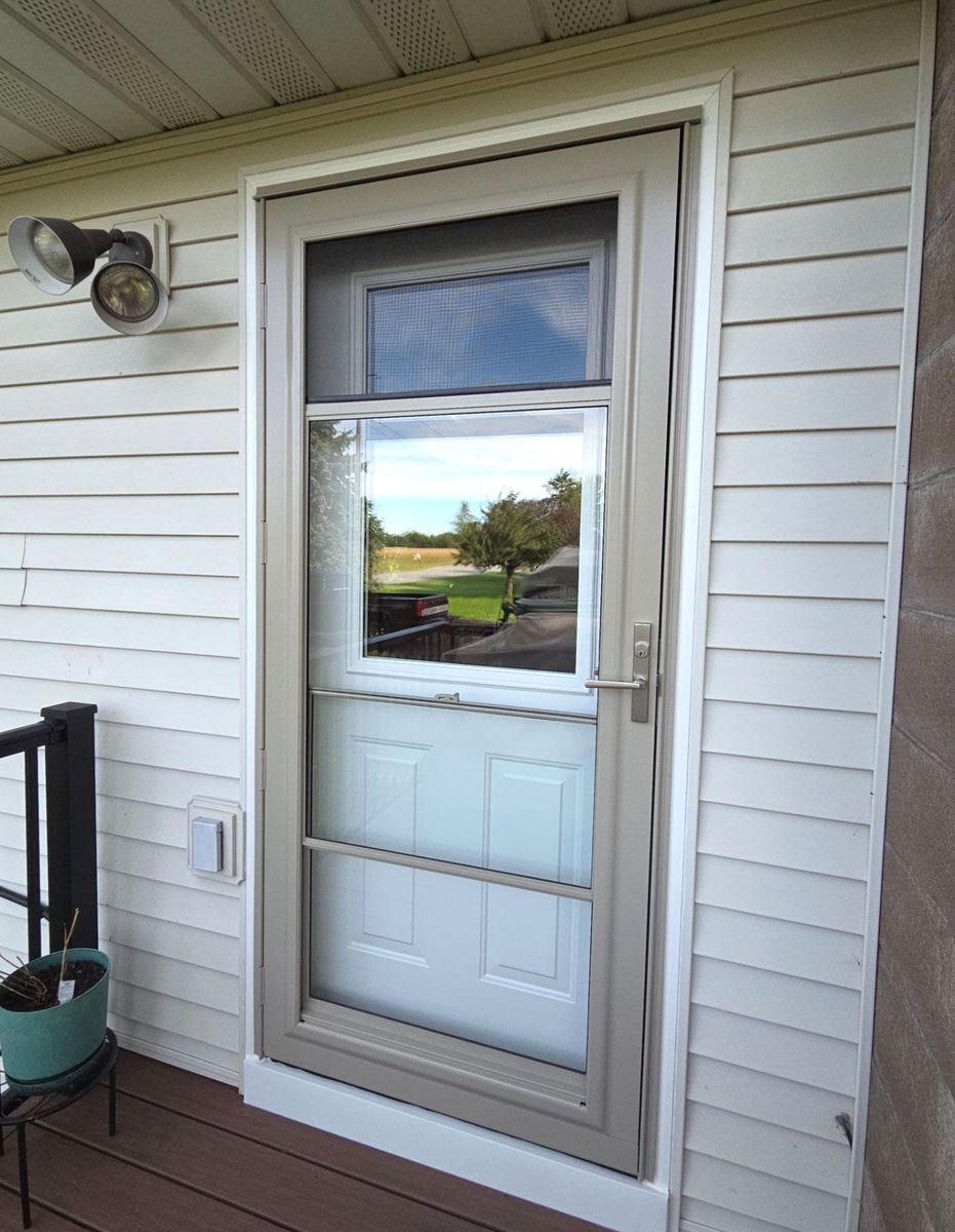 5983 Prairieview Drive , Onalaska, WI, US