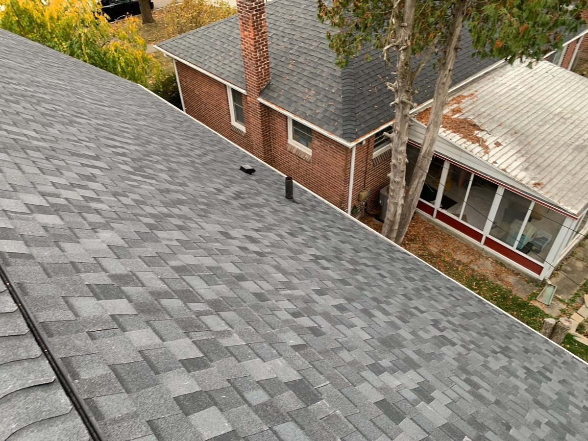 302 West Sunnybrook Drive , Royal Oak, MI, US