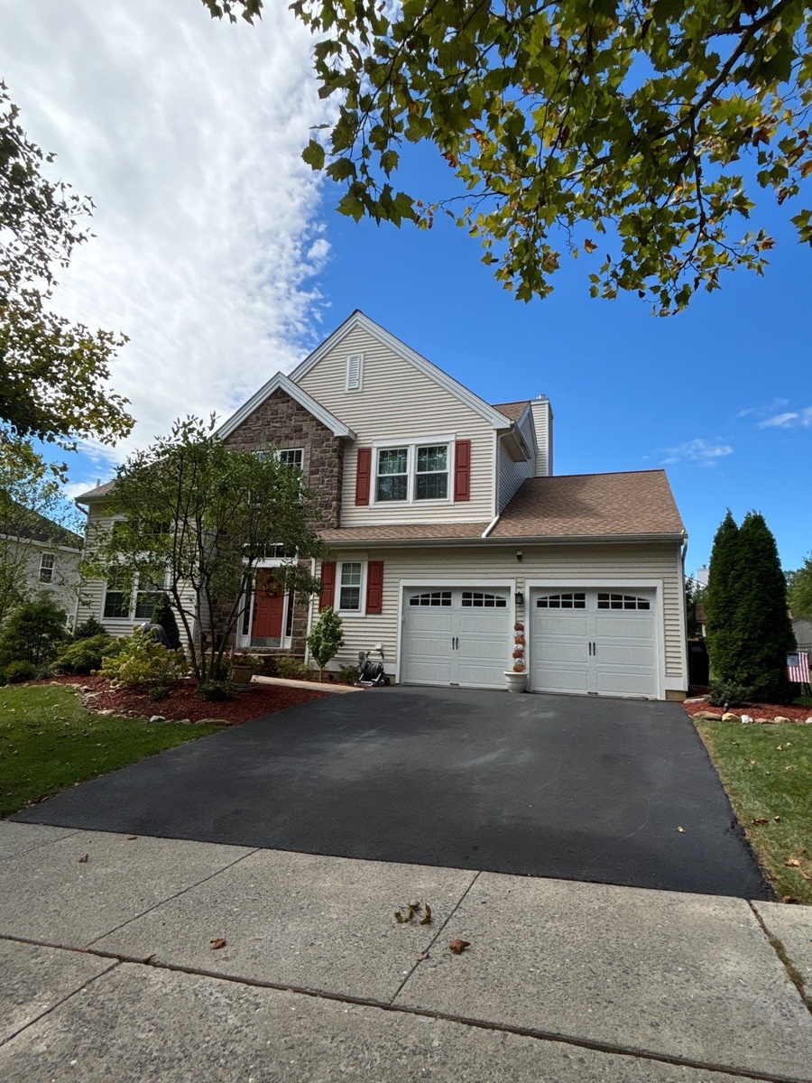 1040 Dylan Drive , Allentown, PA, US