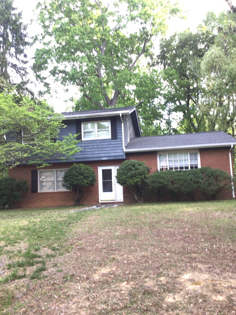 1002 7th Avenue , Farmville, VA, US