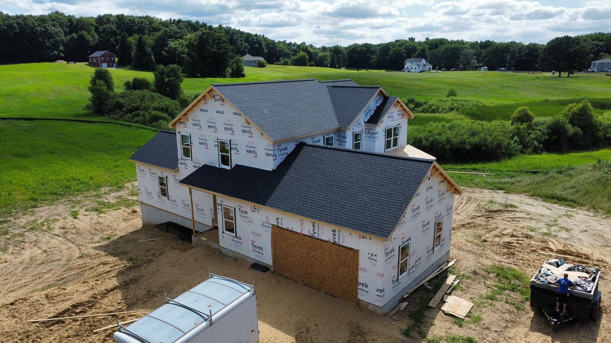 18505 Bush Rd , Chelsea, MI, US