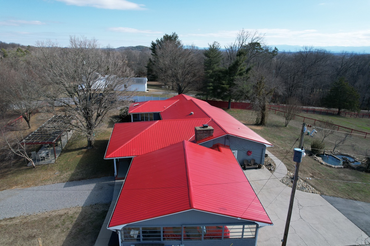 634 South Carter School Road , Strawberry Plains, TN, US