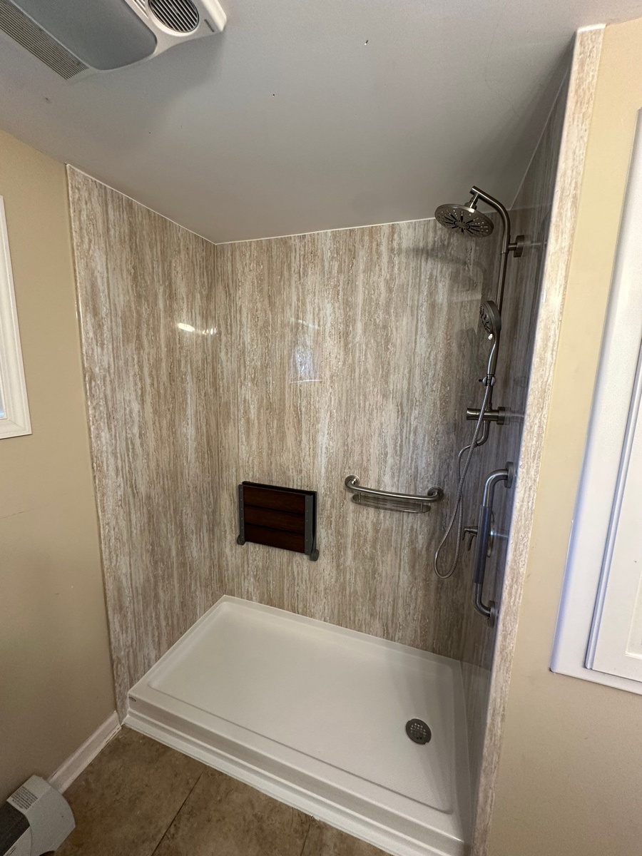 502 E Mckinnon St , New Brockton, AL, US