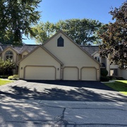 18575 Saint Andrew Lane , Brookfield, WI, US