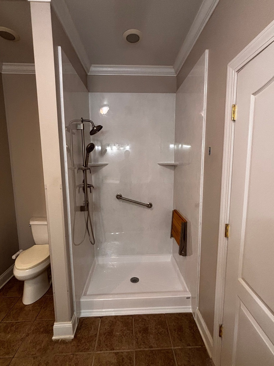 1092 Pinecrest Drive , McComb, MS, US
