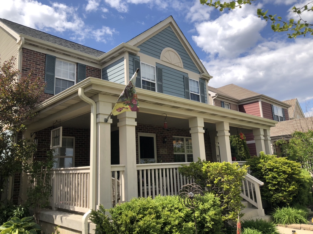 274 Longview Drive , Elgin, IL, US