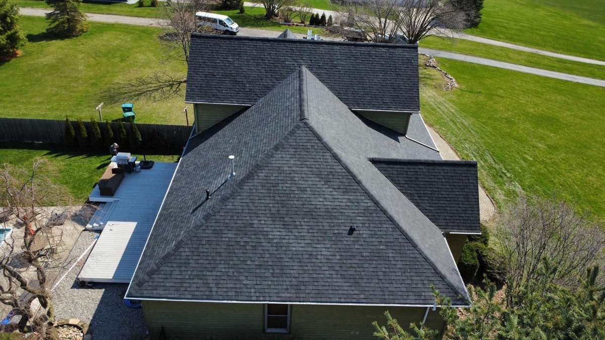 8748 Gross Road , Dexter, MI, US