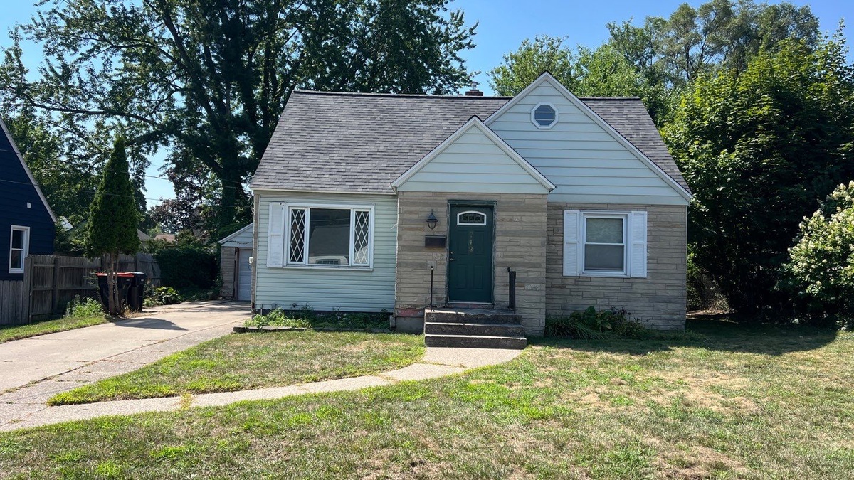 742 Cricklewood Street Southwest , Wyoming, MI, US