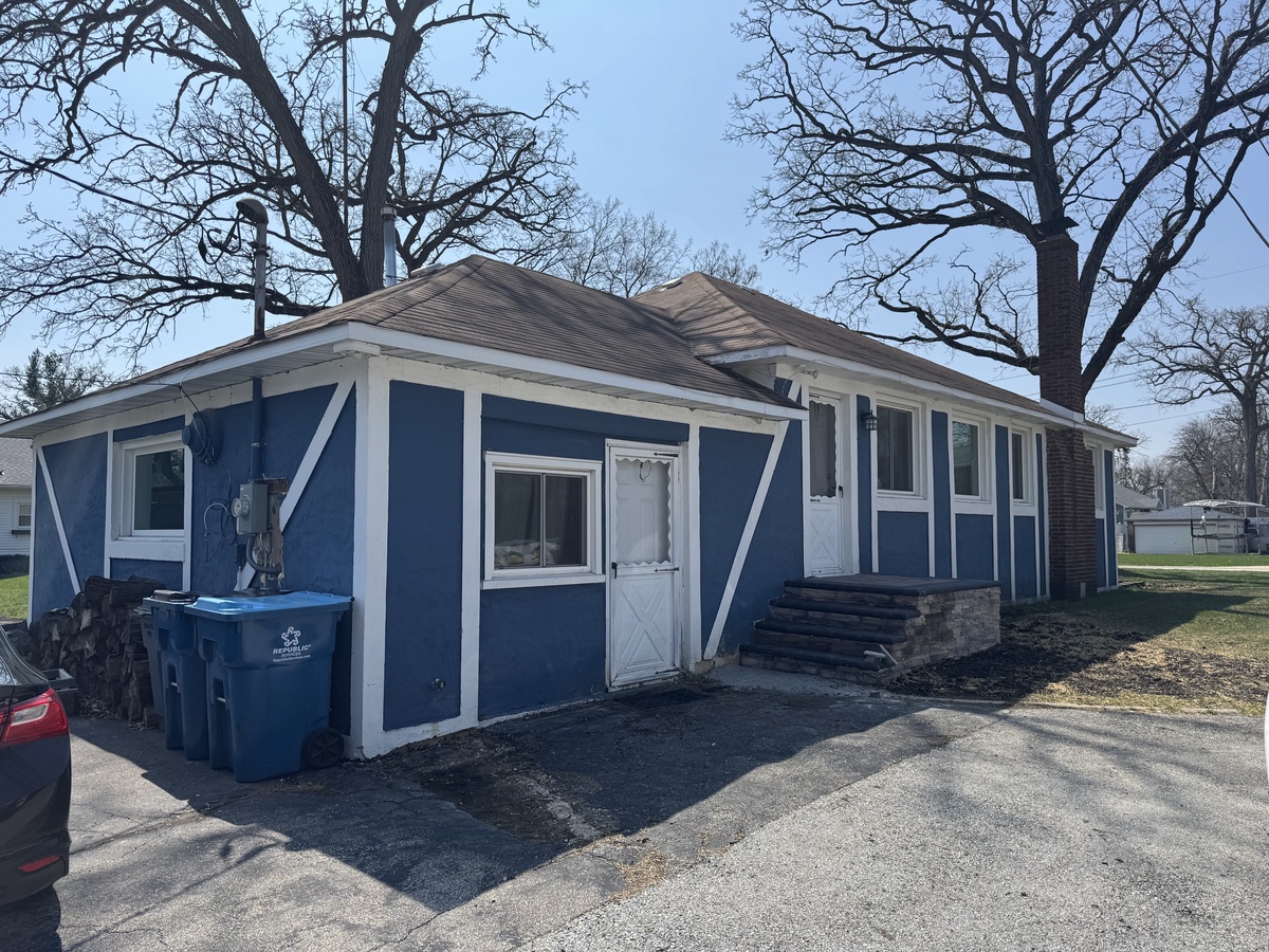 414 Meadowbrook Drive , Valparaiso, IN, US