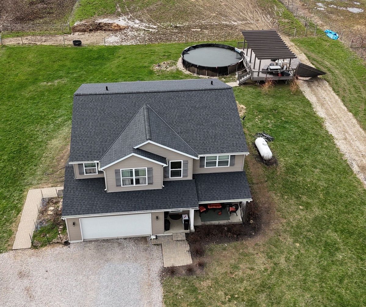 14655 Dutch Cross Road , Centerburg, OH, US