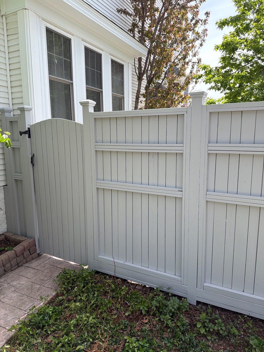 Dan M. | 1913 East Estes Street, Milwaukee, WI, USA, WI
