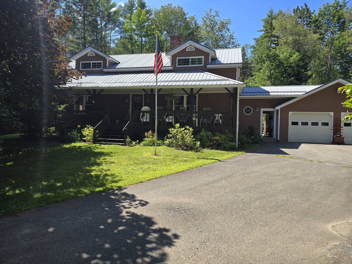 28 Orchard Road , Dover-Foxcroft, ME, US