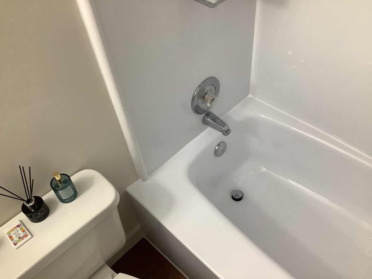 St. Louis, MO, 63124, US