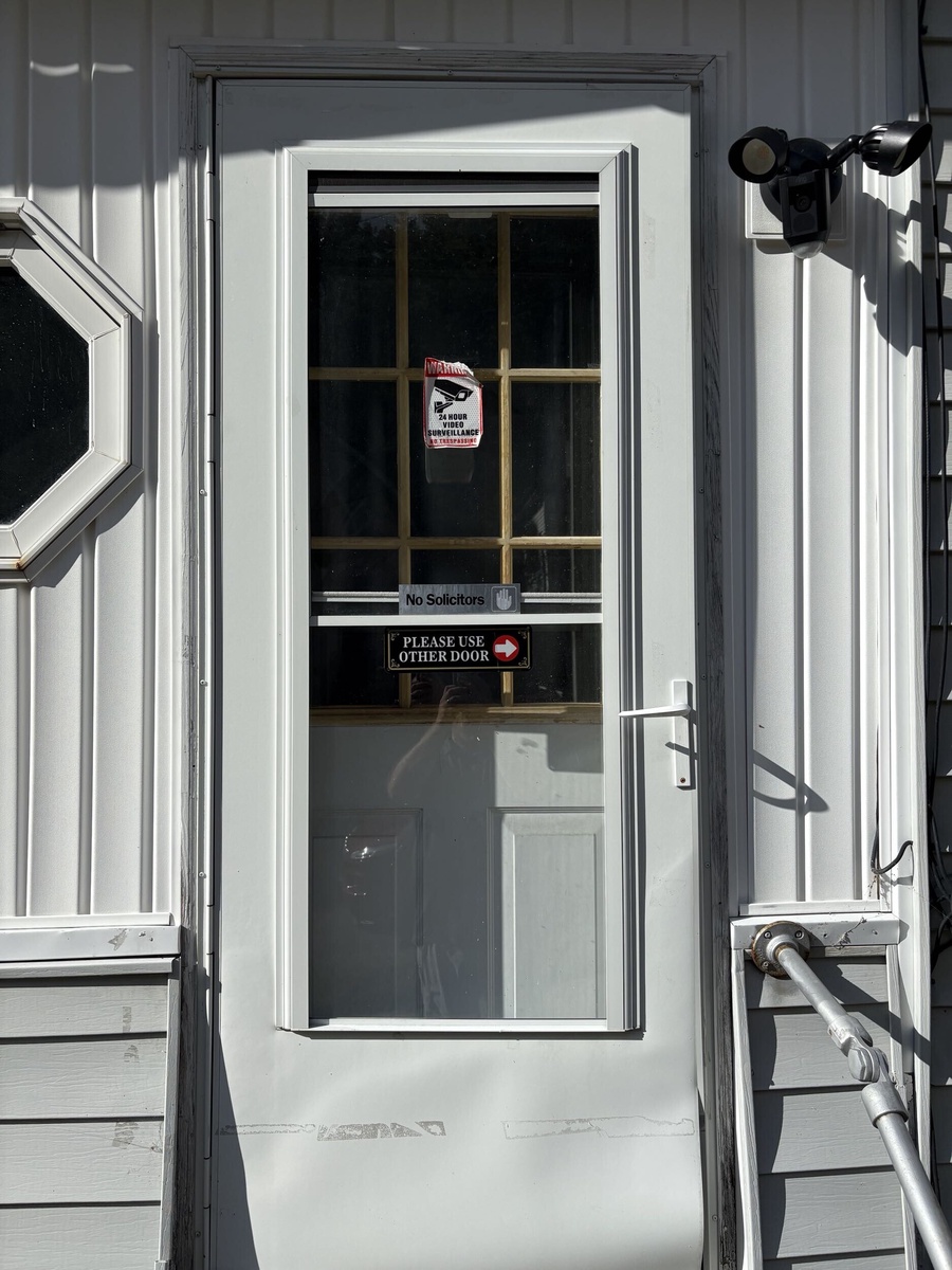 38 Maple Street , Gloversville, NY, US