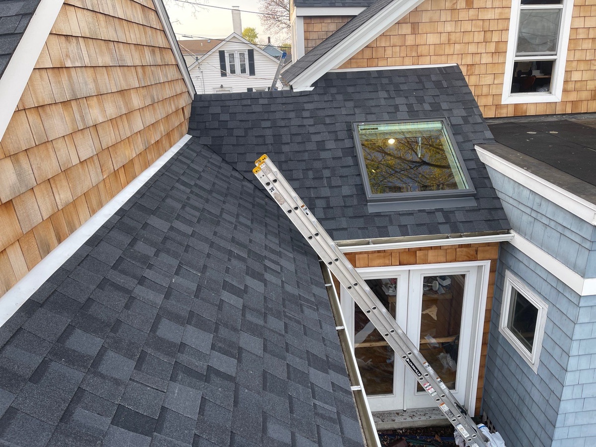 3 Bensley Street , Pawtucket, RI, US